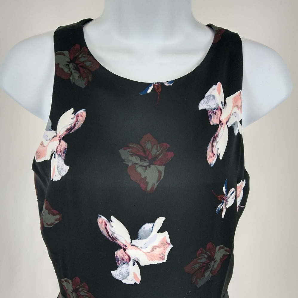 Banana Republic floral dress - Picture 5 of 8